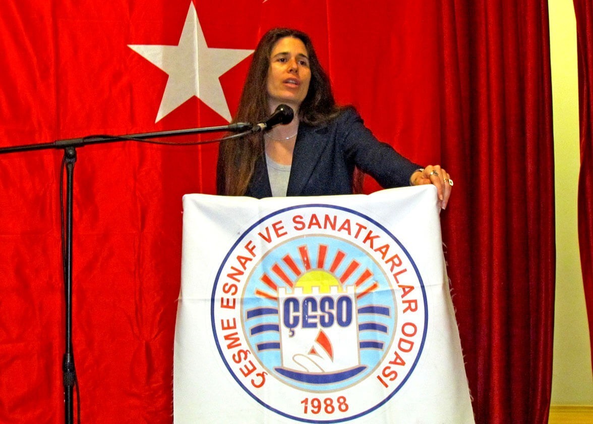 Çeşme Esnaf ve Sanatkârlar Odası’nda Osman Köfüncü dördüncü kez başkan seçildi
Çeşme Esnaf ve Sanatkârlar Odası’nda Osman Köfüncü dördüncü kez başkan seçildi