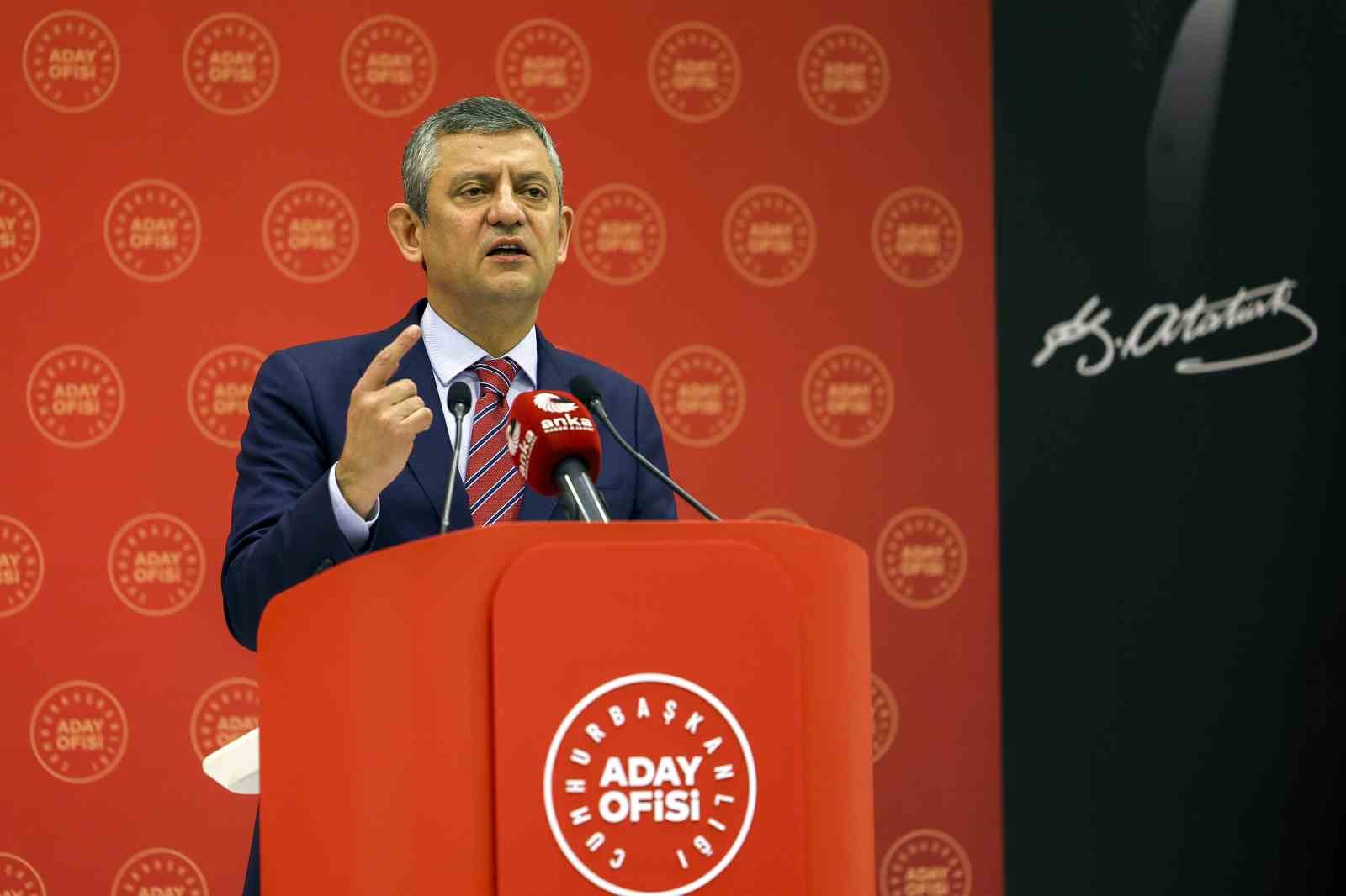 CHP Genel Başkanı Özel: "Ekonomi Eşgüdüm Konseyi ortak zemin olacak"
CHP Genel Başkanı Özel: "Ekonomi Eşgüdüm Konseyi ortak zemin olacak"