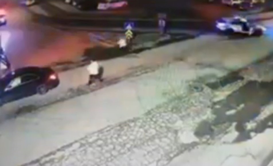 ’Dur’ ihtarına uymayan sürücü polis aracına çarptı, 2’si polis 3 yaralı: Sürücü tutuklandı
