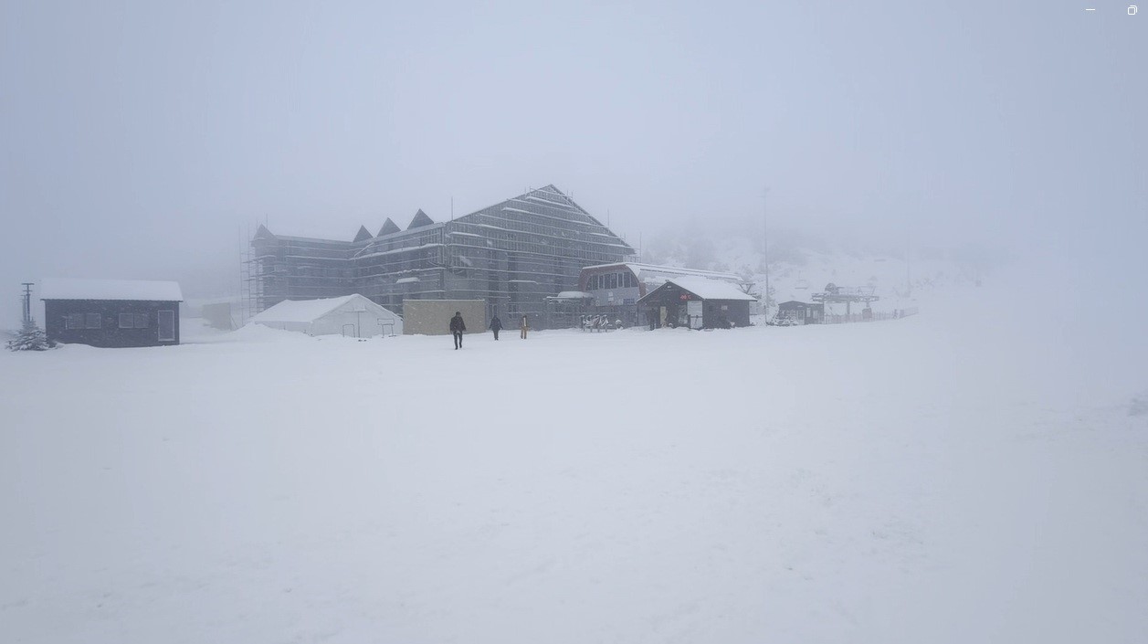 Ergan Dağı’nda kar kartpostallık manzara oluşturdu
