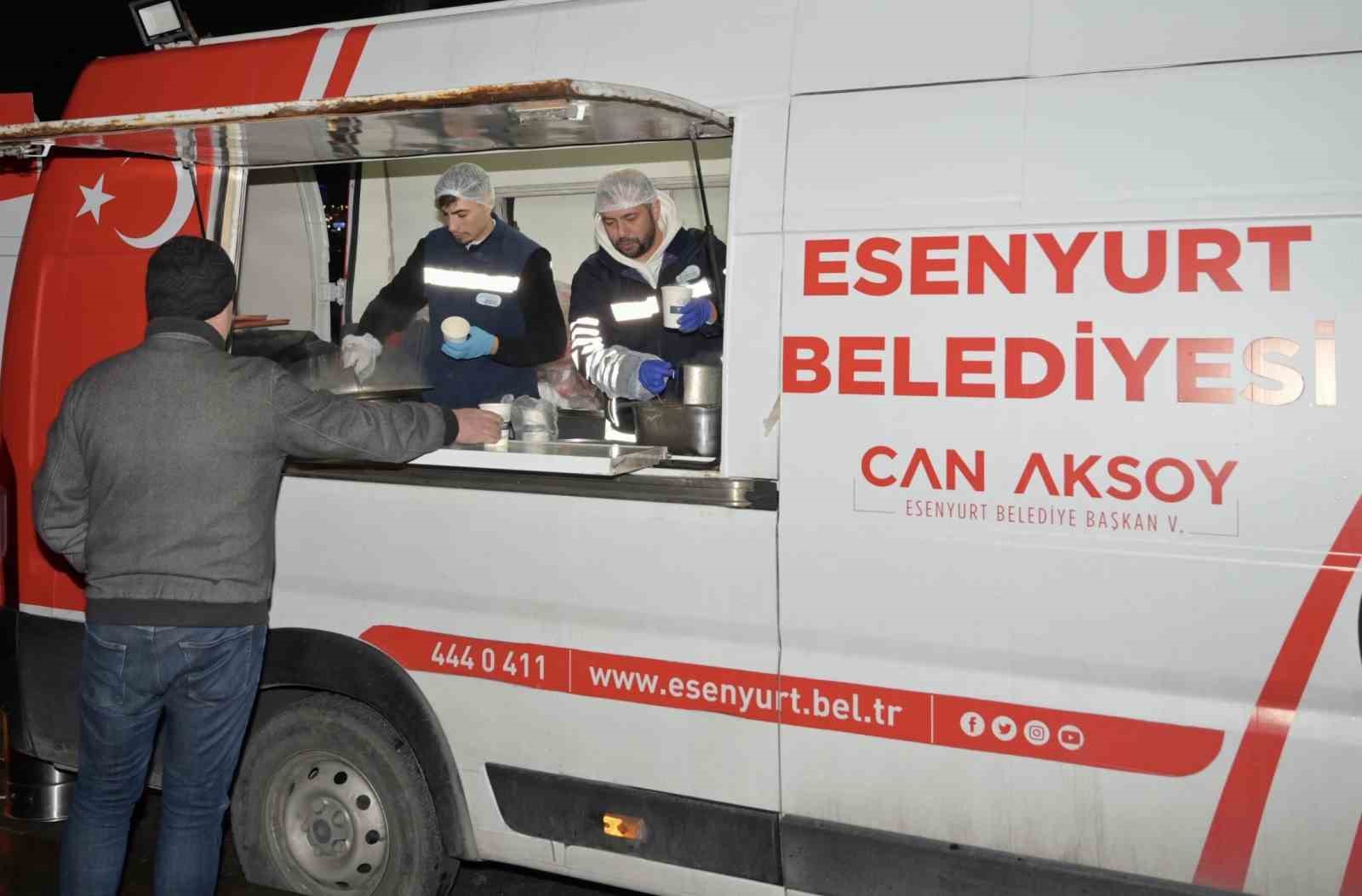 Esenyurt Belediyesi’nden vatandaşın içini ısıtan uygulama
Esenyurt Belediyesi’nden vatandaşın içini ısıtan uygulama