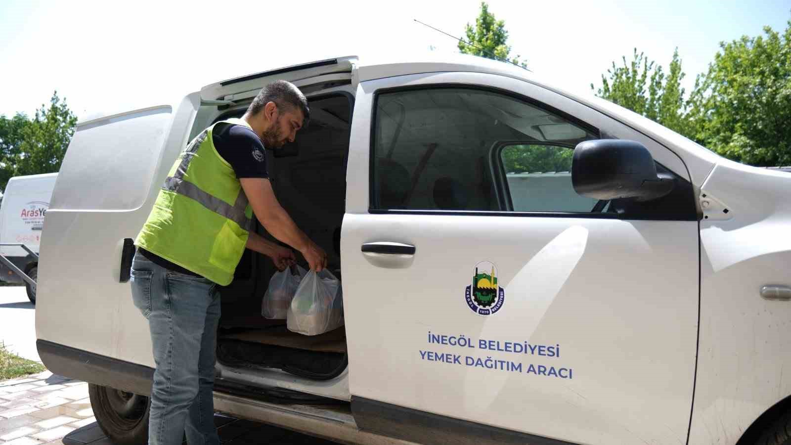 İnegöl Belediyesi 365 Gün vatandaşının yanında
İnegöl Belediyesi 365 Gün vatandaşının yanında