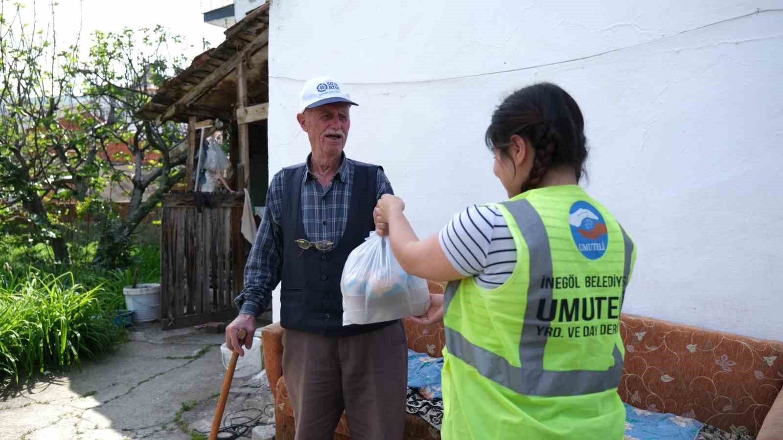 İnegöl Belediyesi 365 Gün vatandaşının yanında
İnegöl Belediyesi 365 Gün vatandaşının yanında