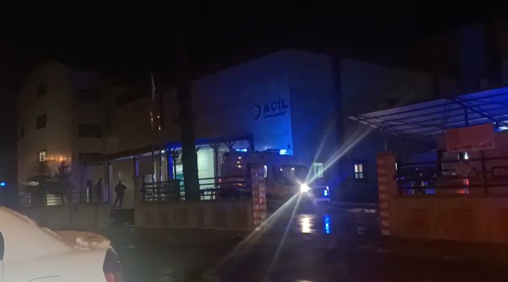 Isparta’da iki otomobil çarpıştı: 3 yaralı
Isparta’da iki otomobil çarpıştı: 3 yaralı