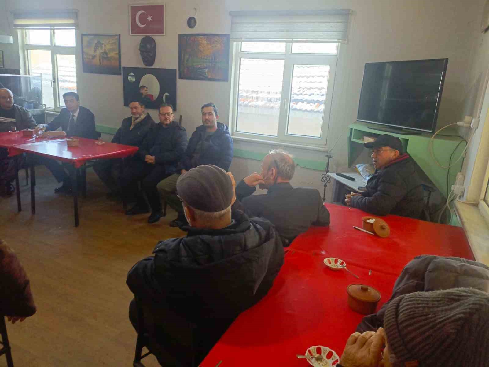 Kaymakam Kara’dan Gümüşdere Köyü’ne ziyaret
Kaymakam Kara’dan Gümüşdere Köyü’ne ziyaret