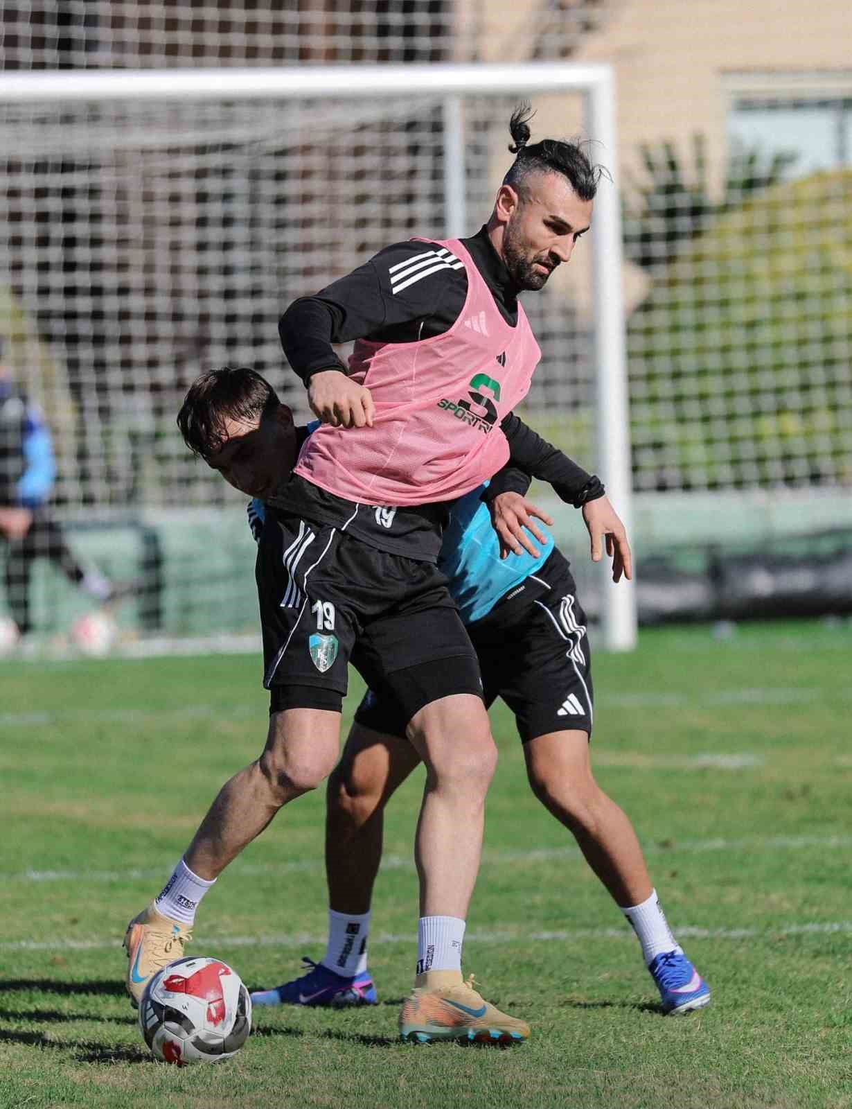 Kocaelispor, Antalya kampını tamamladı
Kocaelispor, Antalya kampını tamamladı