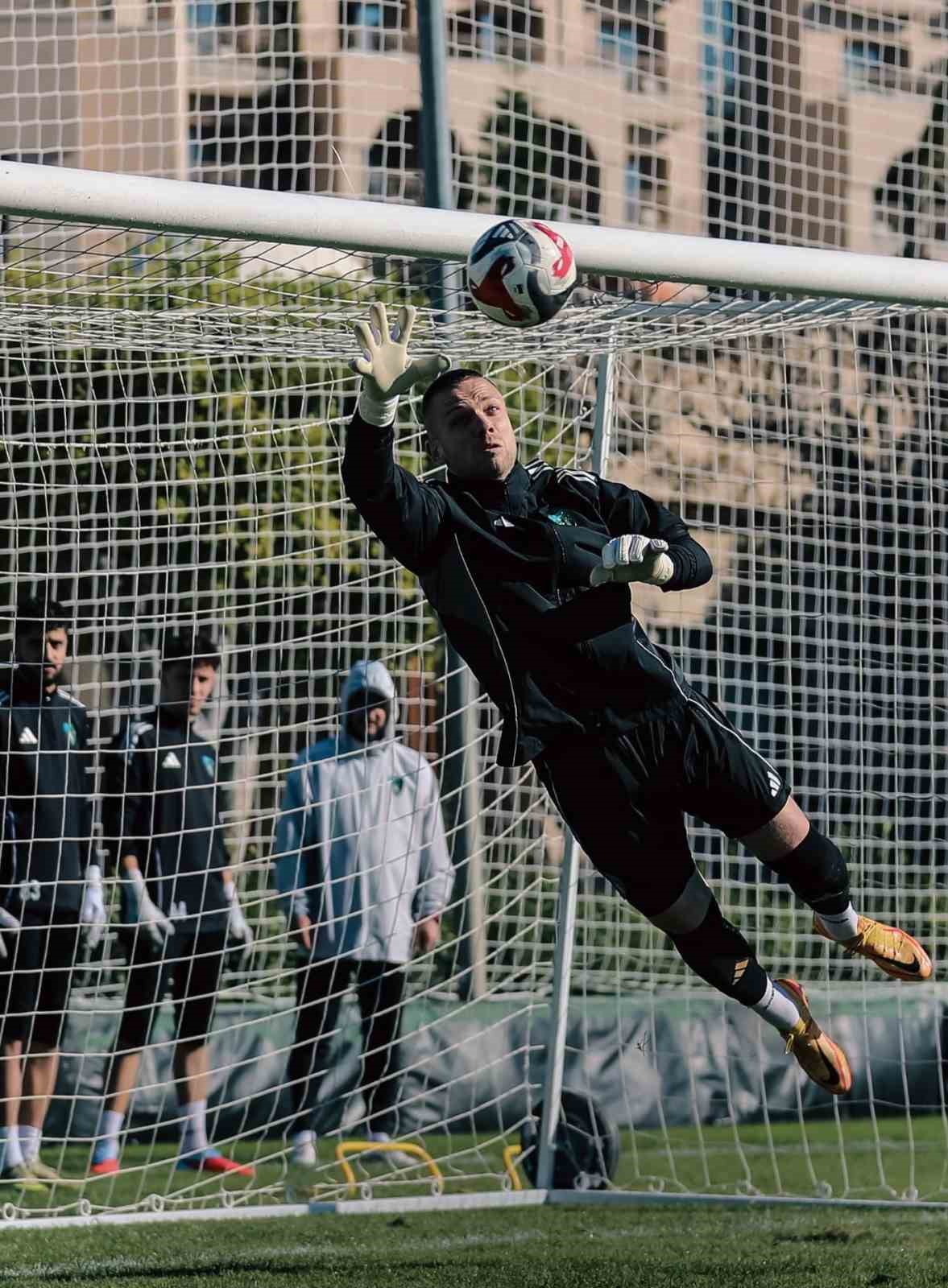 Kocaelispor, Antalya kampını tamamladı
Kocaelispor, Antalya kampını tamamladı