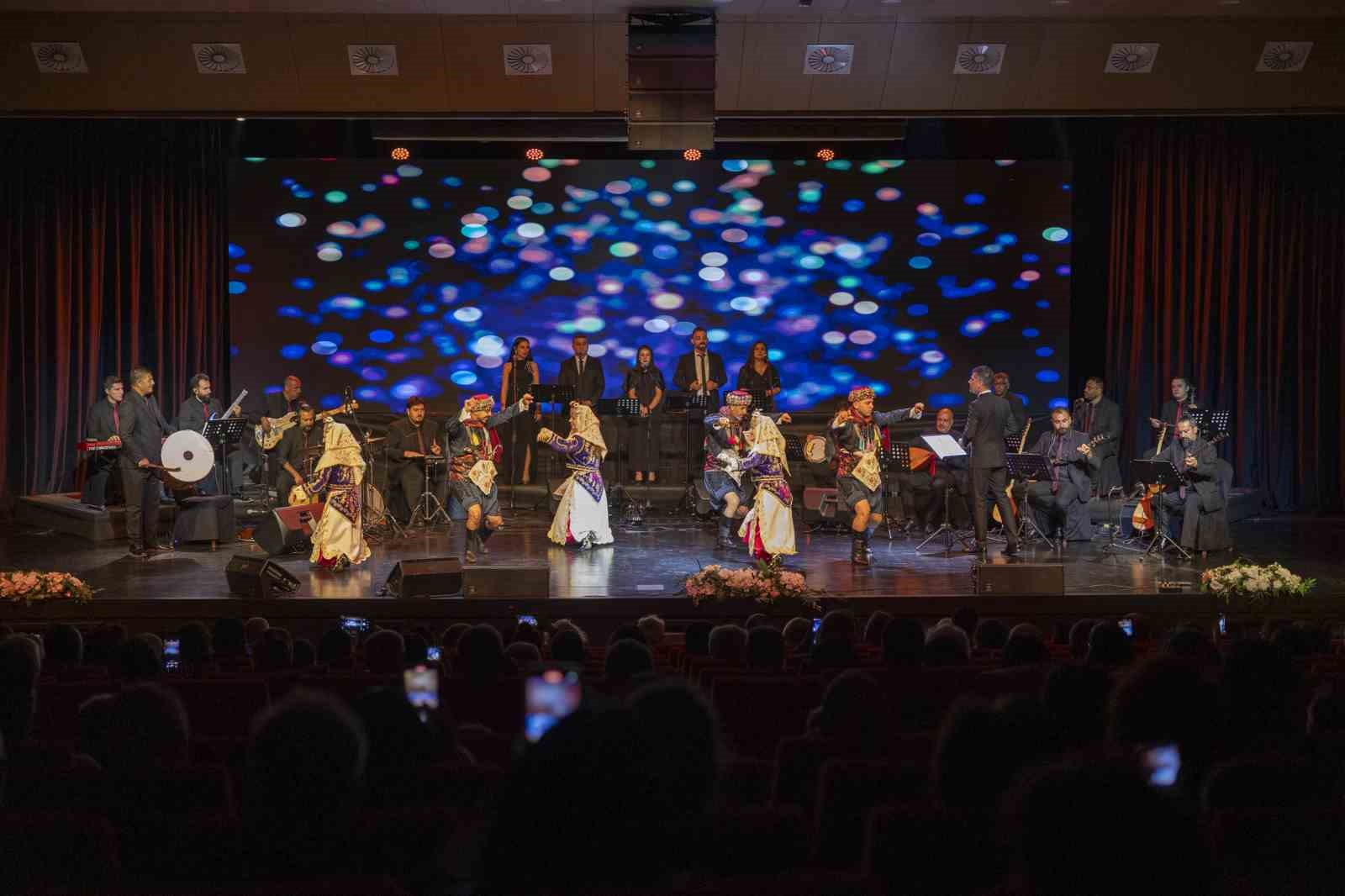 Mersin, 2025 yılı boyunca kültür ve sanatla buluştu
Mersin, 2025 yılı boyunca kültür ve sanatla buluştu