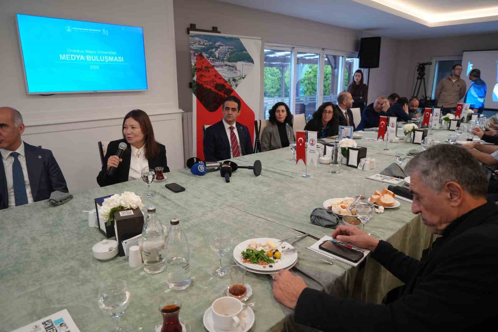 OMÜ Rektörü Aydın: "Akademik yayın sayılarında önemli artış sağladık"
OMÜ Rektörü Aydın: "Akademik yayın sayılarında önemli artış sağladık"