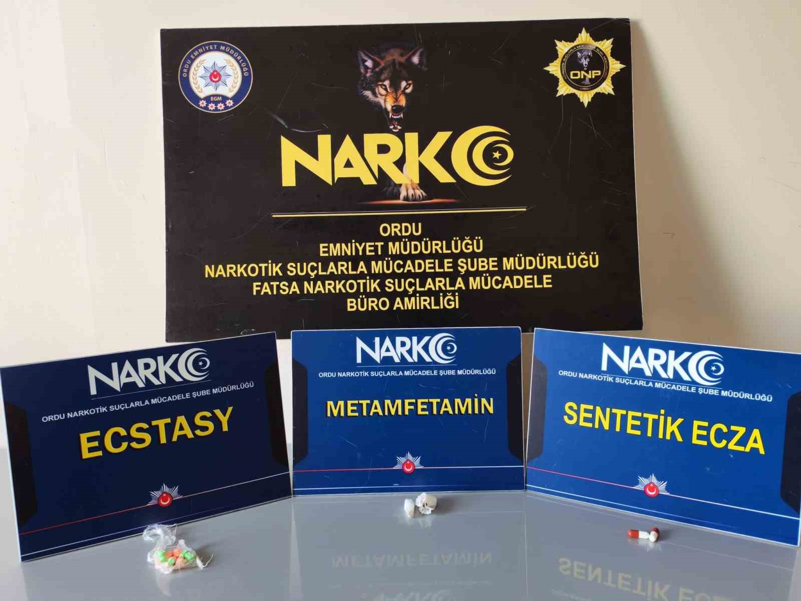 Ordu’da uyuşturucu operasyonlarında 10 tutuklama
Ordu’da uyuşturucu operasyonlarında 10 tutuklama