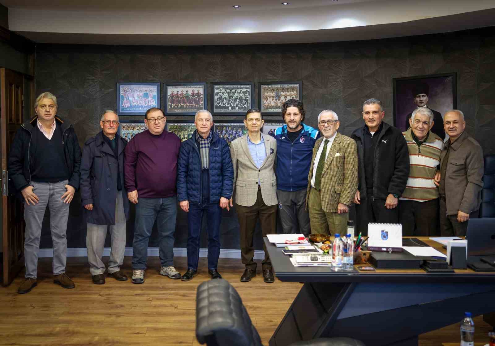 Trabzonspor kupa hazırlıklarını sürdürdü
Trabzonspor kupa hazırlıklarını sürdürdü