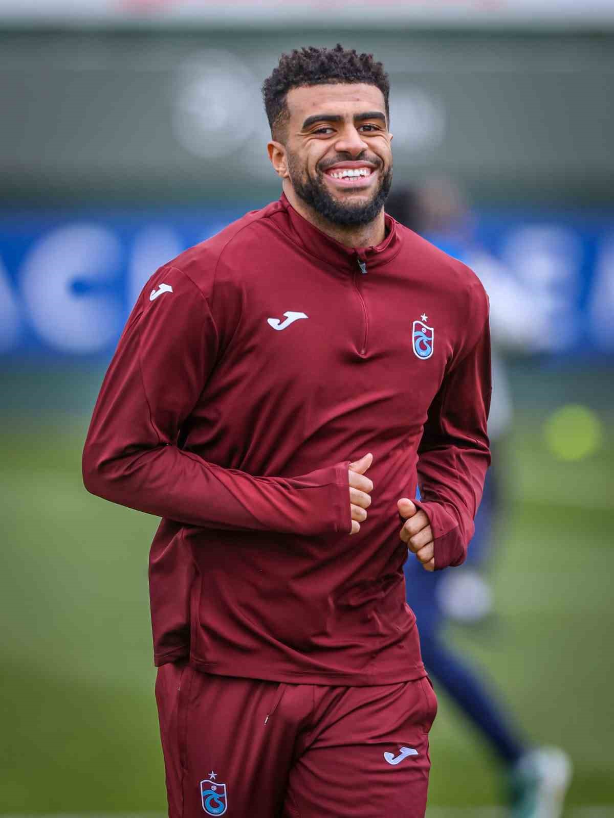 Trabzonspor kupa hazırlıklarını sürdürdü
Trabzonspor kupa hazırlıklarını sürdürdü