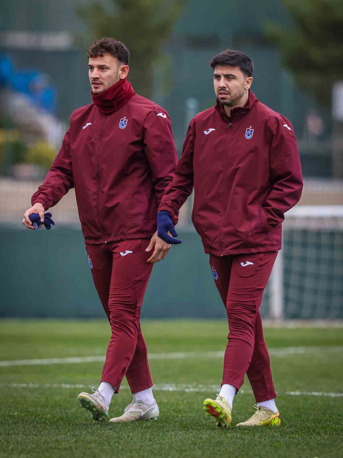Trabzonspor kupa hazırlıklarını sürdürdü
Trabzonspor kupa hazırlıklarını sürdürdü