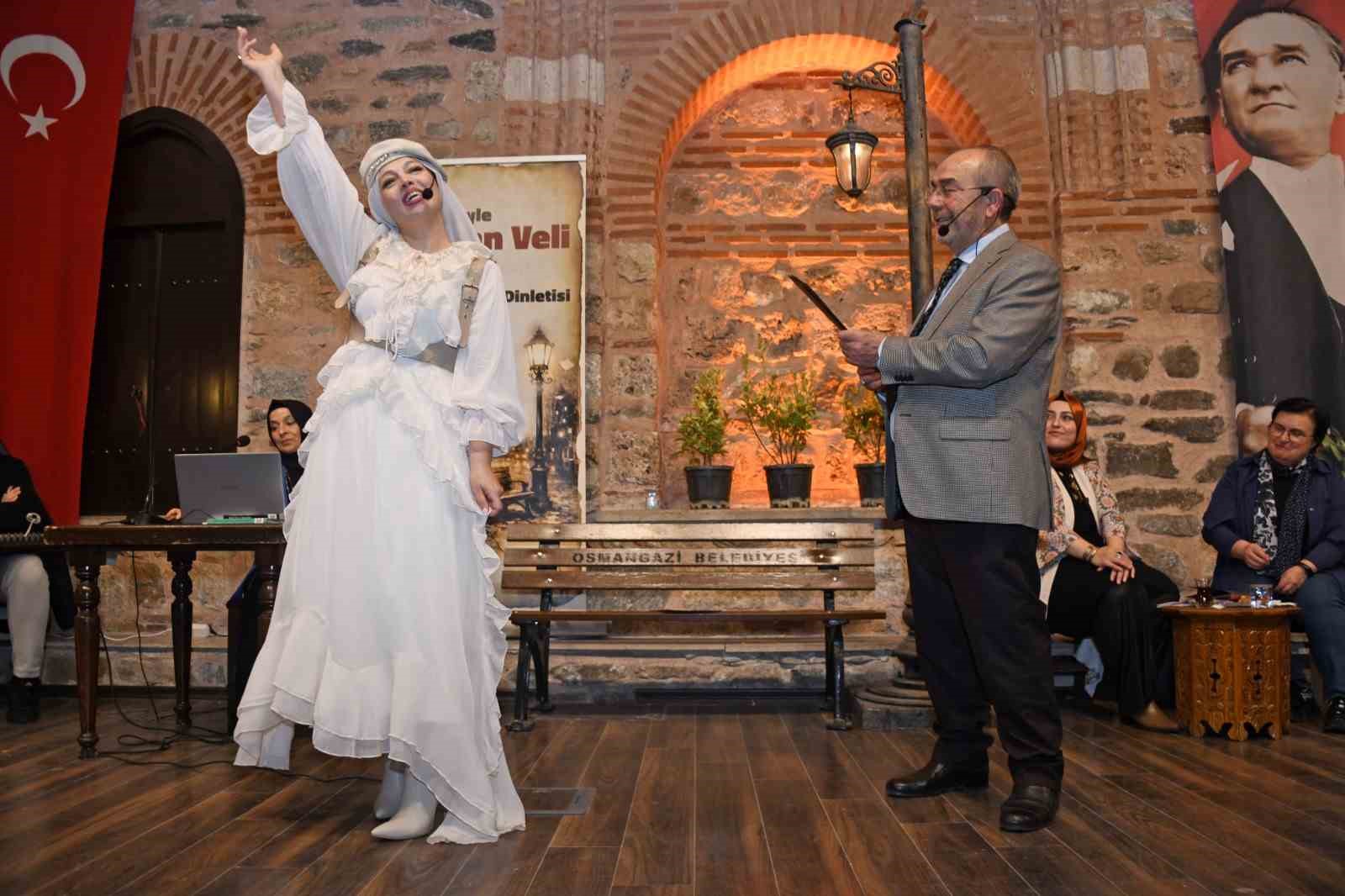 Usta şair Orhan Veli Kanık, Osmangazi’de anıldı
Usta şair Orhan Veli Kanık, Osmangazi’de anıldı