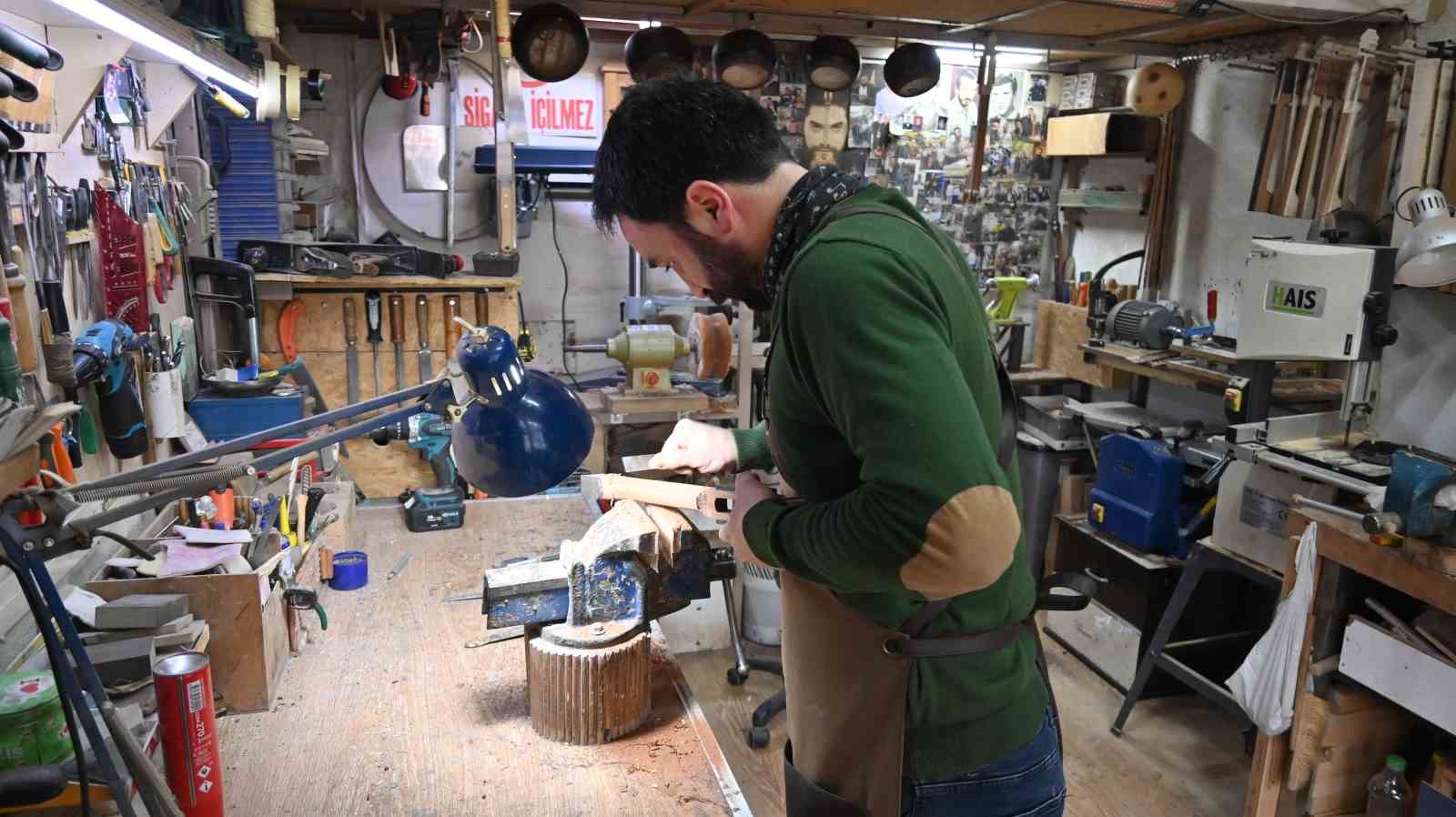 Ustasından devraldı, Cumhurbaşkanlığı Korosuna taşıdı
Ustasından devraldı, Cumhurbaşkanlığı Korosuna taşıdı