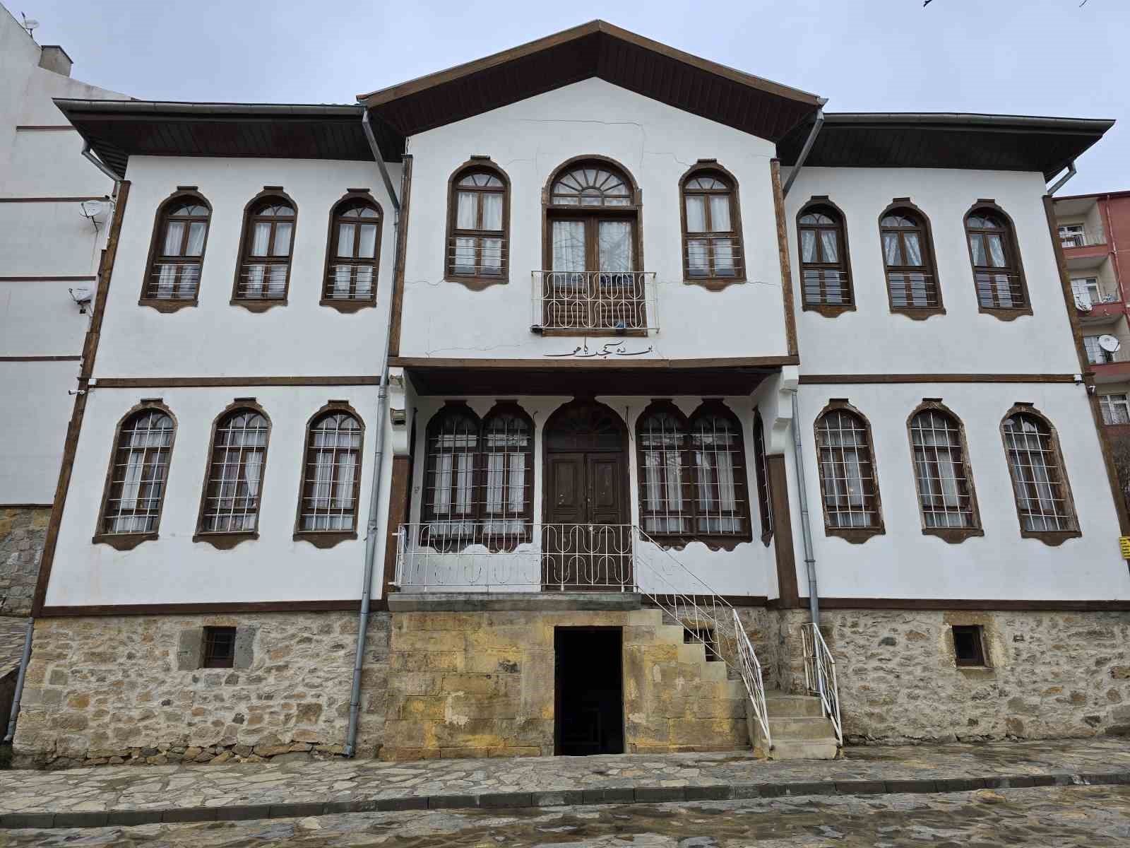 Yozgatlı Divan Şairi Mehmet Said Fenni Efendi Hat Müzesi, Cevizli Konak’ta açılıyor
