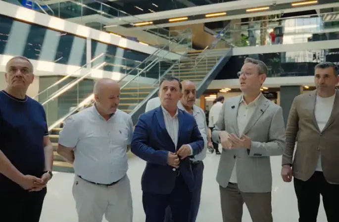 AK Parti İstanbul: ''AK Belediyeciliği Yerinde Gör'' programı başladı