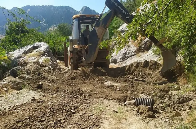Alanya'nın kırsal yollarında yoğun mesai