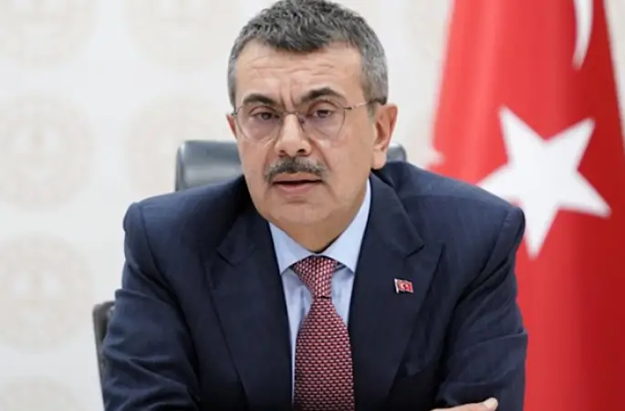 Bakan Tekin, Rize Valiliği’ni ziyaret etti