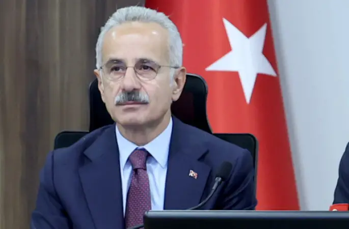 Bakan Uraloğlu, Rize’de Çamlıhemşin Tünelli Geçişi’ni açtı