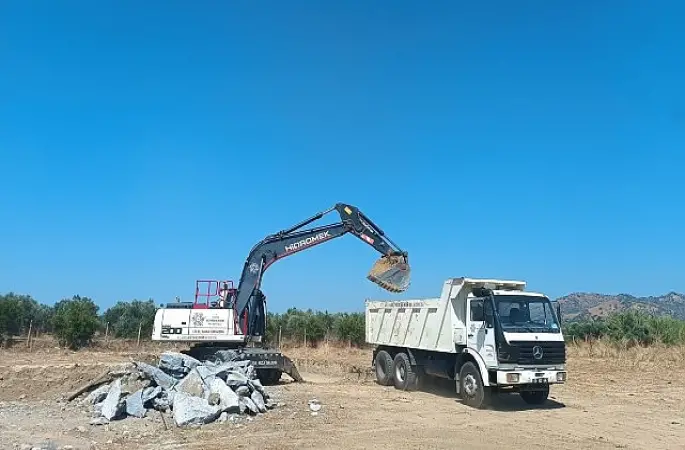 Başkan Çerçioğlu'nun ulaşım yatırımları 17 ilçenin tamamında eş zamanlı olarak devam ediyor