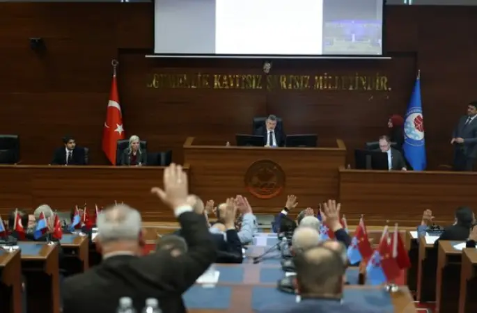 Başkan Genç Trabzon’un yatırımlarını ve projelerini değerlendirdi