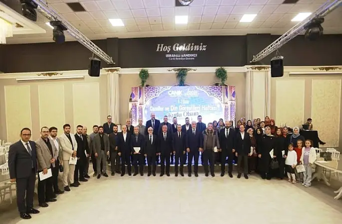 Başkan Sandıkçı'dan Anlamlı Program 