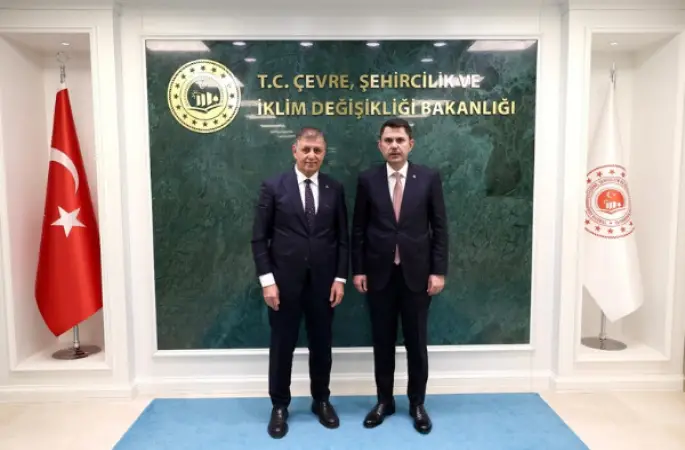 Başkan Tugay, Bakan Kurum'la görüştü