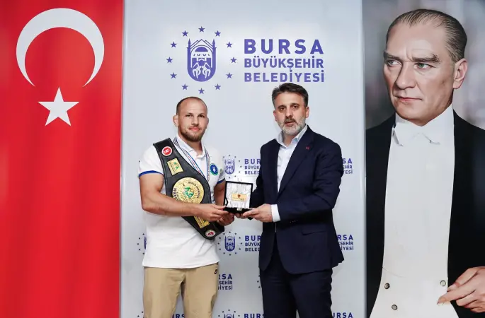 Başkan Vekili Biba'dan dünya şampiyonu güreşçi Fazlı Eryılmaz’a tebrik