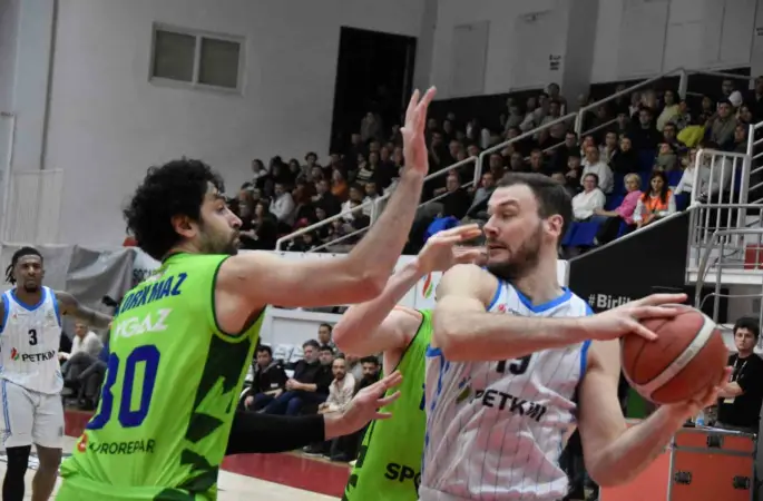 Basketbol Süper Ligi: Aliağa Petkimspor: 76 - TOFAŞ: 82
