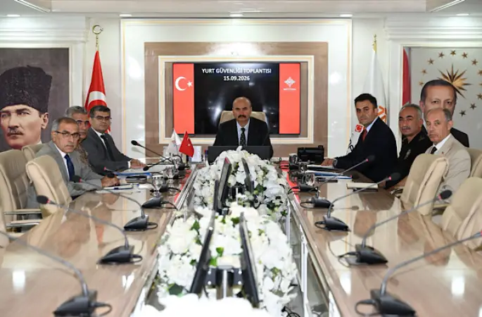 Batman’da üniversite yurtlarının güvenliği için toplantı yapıldı