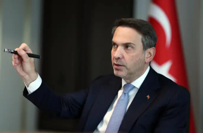 Bayraktar: Oruç Reis sismik araştırma gemimizi Pakistan'a uğurlayacağız
