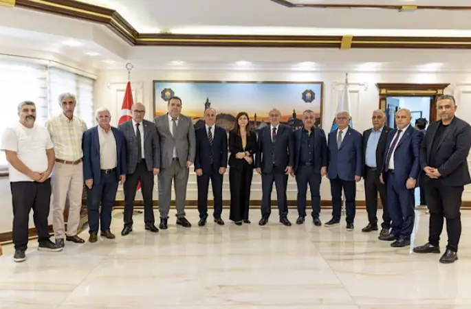 Bucak, Diyarbakır ASKF heyetini kabul etti