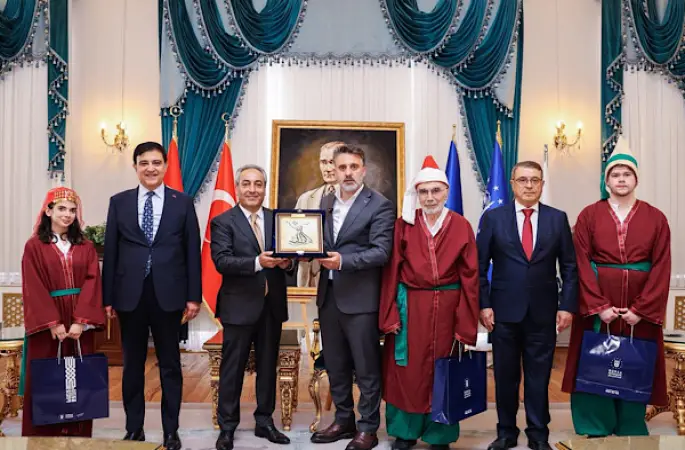 Bursa’da Ahilik Haftası kapsamında yılın ahisi, kalfası ve çırağı bir araya geldi