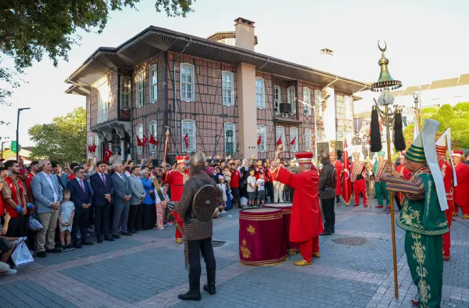 Bursa’nın kurtuluşunun 104’üncü yıl dönümü törenle kutlandı