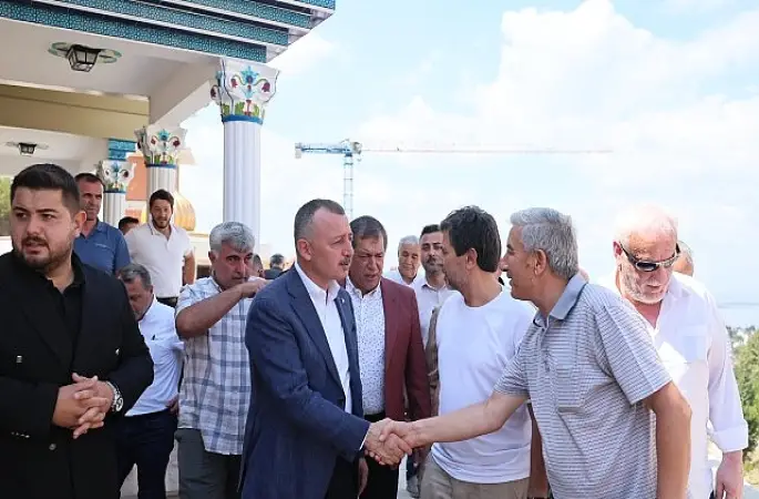 Büyükakın, Karamürsel'de  hem gönüllere dokundu,  hem de çalışmaları inceledi