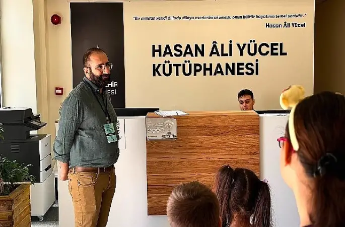 Çocuklar, Hasan Âli Yücel Kütüphanesi'nde gökyüzüne yolculuk yaptı