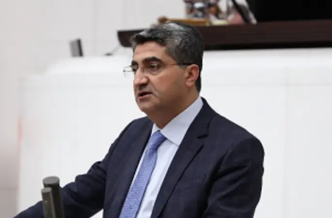 DEVA Partili Ekmen: 17 Ağustos’tan ders çıkaramadık, 6 Şubat’ta aynı acıları yaşadık