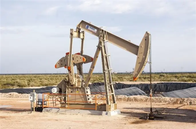Emtia piyasalarında petrol yükselirken altın ve bakır geriledi