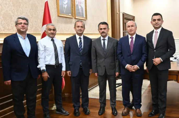 İstanbul Üniversitesi Siyasal Bilgiler Fakültesi mezunlarından Vali Aktaş’a ziyaret