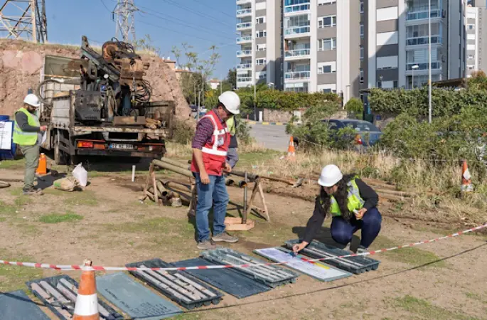 İzmir'de zemin ve mühendislik jeolojisi çalışmaları tek çatı altında toplanıyor