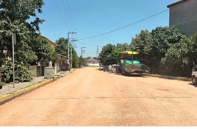 Kartepe Uzunbey'de Reform Caddesi yenileniyor