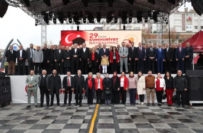 Keçiören'de 29 Ekim Cumhuriyet Bayramı törenle kutlandı