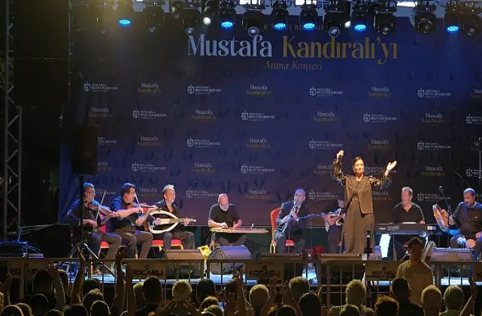 Mustafa Kandıralı eserleriyle anıldı