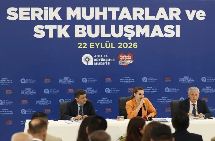 Özdemir, Serik'te muhtarlarla 2027 yatırımlarını değerlendirdi