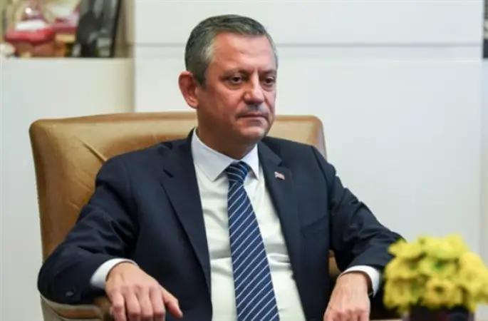 Özel: Erdal İnönü’yü vefatının 19. yılında saygı ve özlemle anıyorum
