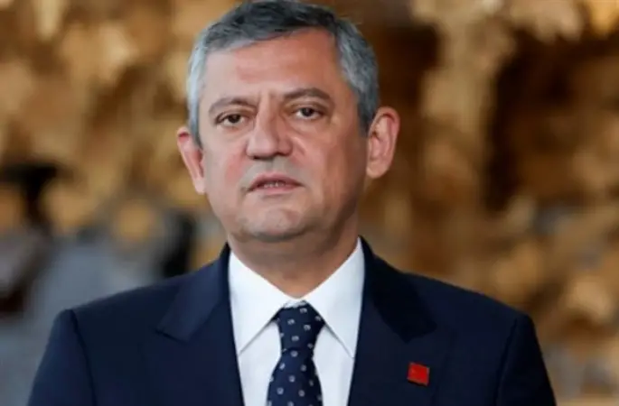Özgür Özel, Artvin Kemalpaşa’da vatandaşlarla buluştu