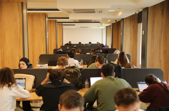 Petek Genç bir yılda 176 bin 27 kişiye hizmet verdi