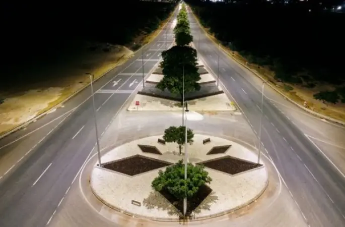 Şanlıurfa GAP Havalimanı yoluna 65 milyon lirayı aşan aydınlatma yatırımı yapıldı
