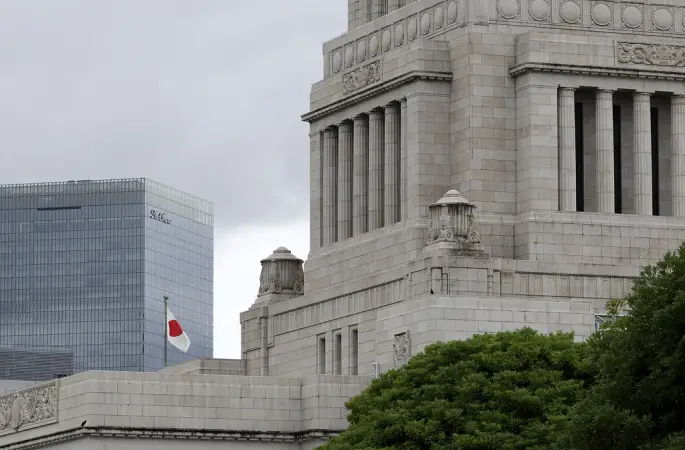 Teslimiyetten yeniden silahlanmaya: Japonya nereye gidiyor?